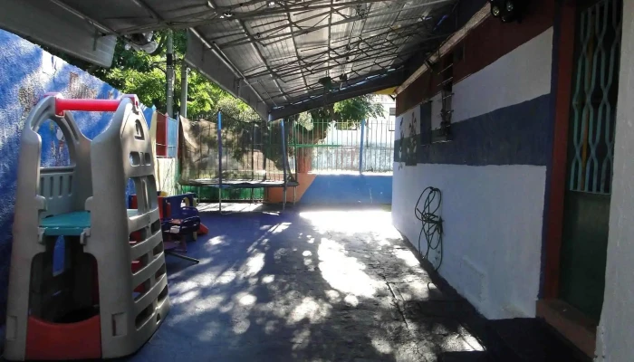 Centro De Educacion Inicial Manos Y Manitos Numero - Montevideo