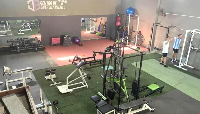 Centro De Entrenamiento -  Gimnasio - Melo