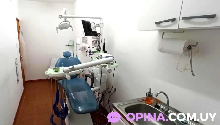 Centro Odontologico Cubano Coc Del Propietario - Montevideo