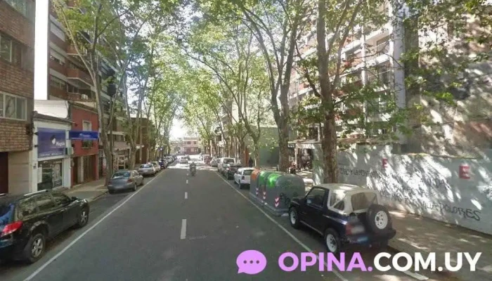 Centro Odontologico Integral Corrales Rodriguez - Montevideo