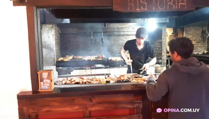 Ch Parrilla Con Historia:  Ambiente