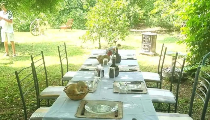 Chacra La Rústica - Restaurante con reserva - Departamento De Soriano