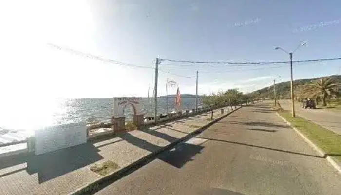 Charquero Propiedades -  Telefonodeg - Piriápolis