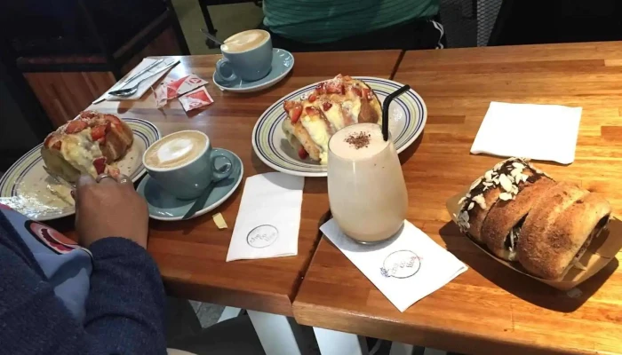 Checoffee Comidas Y Bebidas - Cafetería