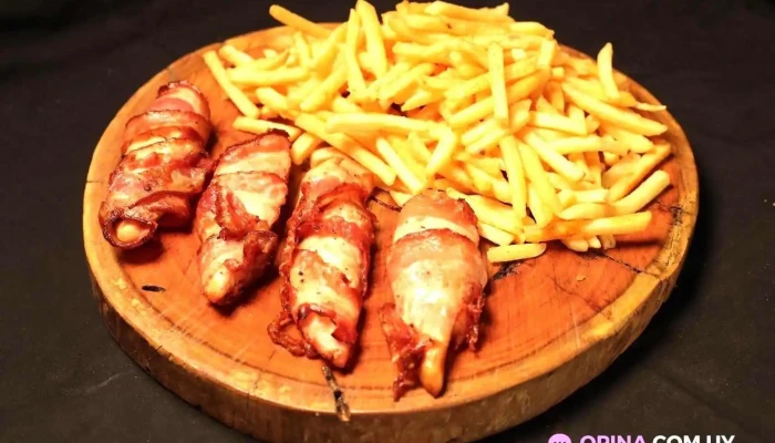 Chicken Vs Pig:  Papas Fritas - Restaurante