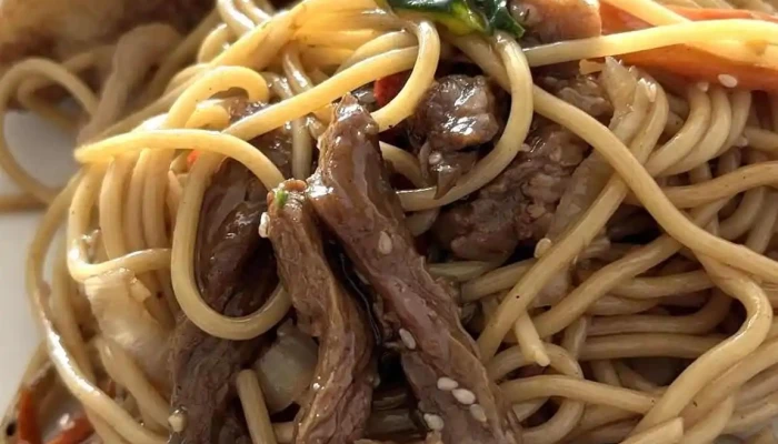 Chinatown:  Fideo - Restaurante chino