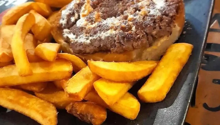 Chivitos Pro:  Comida Reconfortante - Restaurante de comida rápida