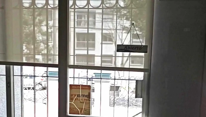 Cinde -    Escuela De Lengua De Senas Uruguaya Montevideo - Montevideo