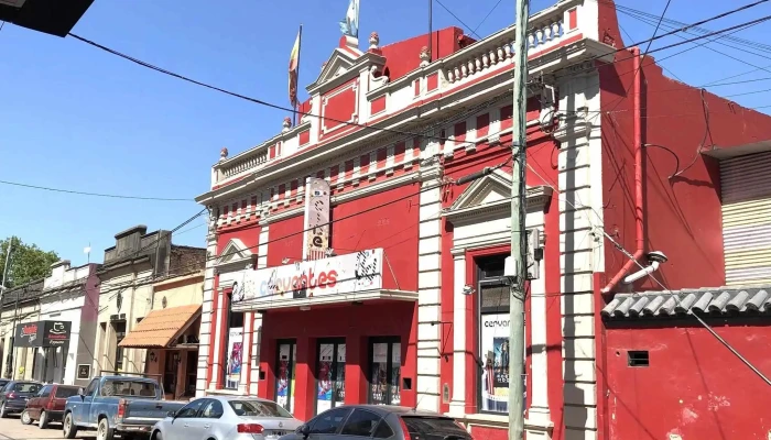 Cine cervantes - Salto