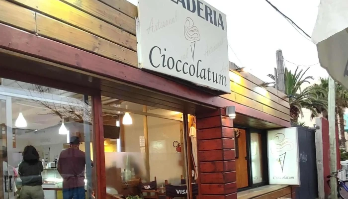 Cioccolatum Heladeria Cafe Comentario 3 - Piriápolis