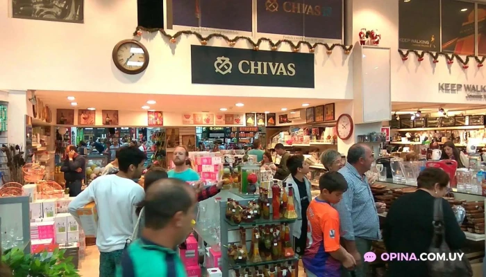 City Free Shop:  Chuy - Centro comercial