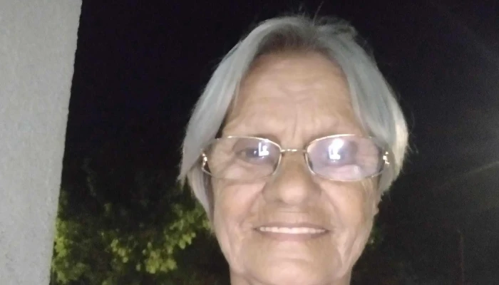 Claudia Gutierrez estilista unisex - Las Toscas