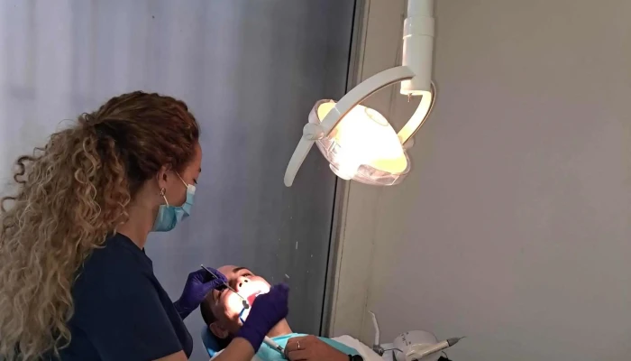 Clinica Conde Dental Videos - Montevideo