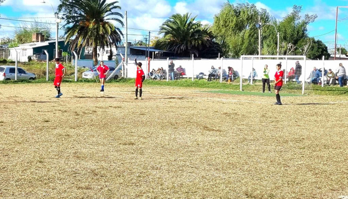 Club Social Y Deportivo Las Piedras -  Abierto Ahora - Las Piedras