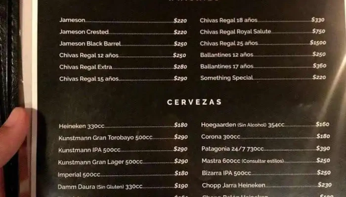 Clydes Menu - Montevideo