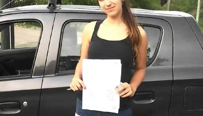 Coche escuela Js - Maldonado