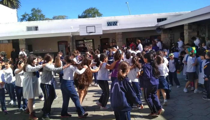 Colegio Virgen Del Carmen Del Santander Estudiante - Maldonado