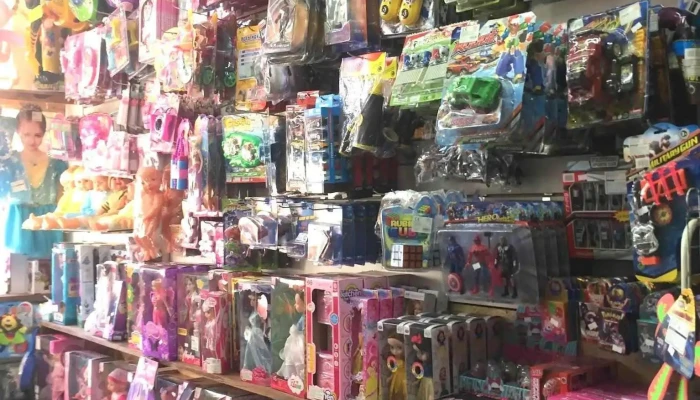 Collage -  Interior - Maldonado