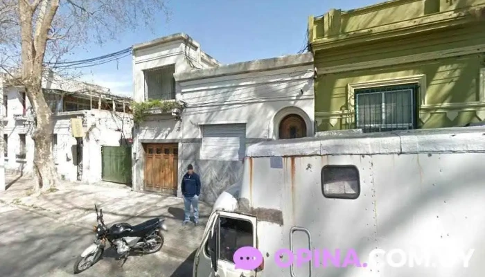 Comercio de Frutas y Verduras - 11400 Montevideo