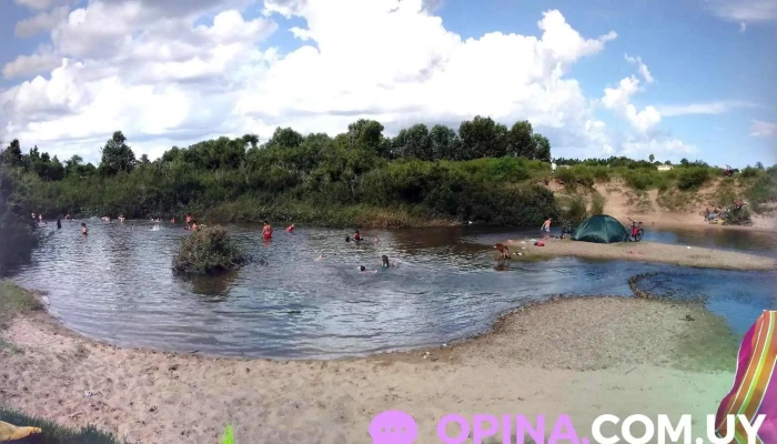 Complejo 3 De Agosto -  De Los Visitantes - San Carlos