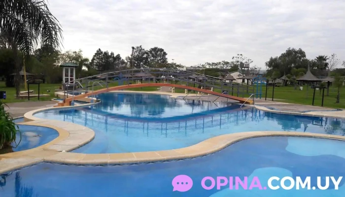 Complejo Residencial Cerro Marconi -  Servicios - Rivera