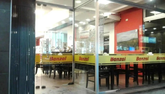 Confiteria Banzai Interior