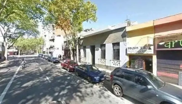 Confiteria De La Rivera:  Street View Y 360 - Cafetería