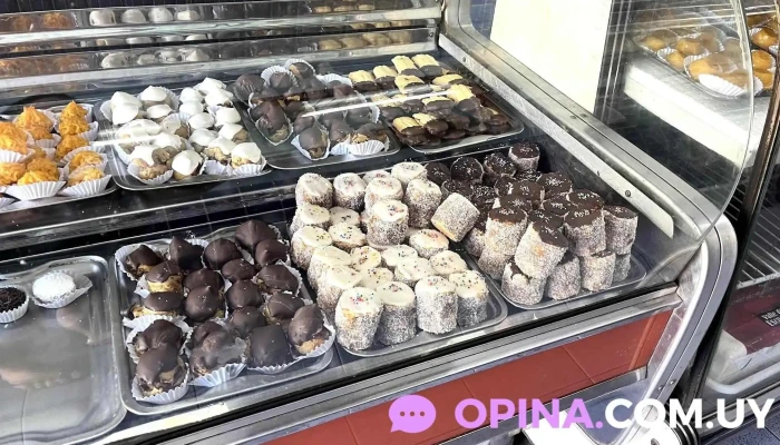 Confitería Metropolitana - 40000 Rivera