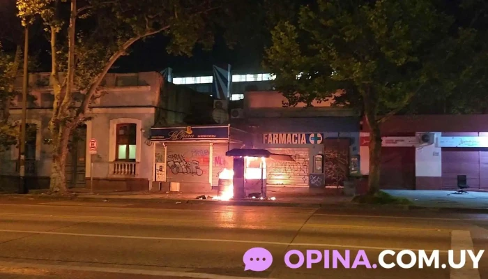 Consultorio 8 De Octubre -  Videos - Montevideo