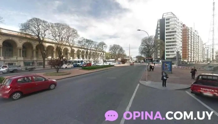 Consultorio de RedDentis 43 - Montevideo