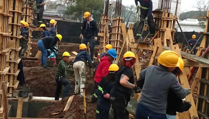 Cooperativa De Viviendas Lealtad -  De Los Visitantes - Montevideo