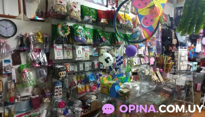 Cotillón y Regalaría Felix - 15900 La Paz