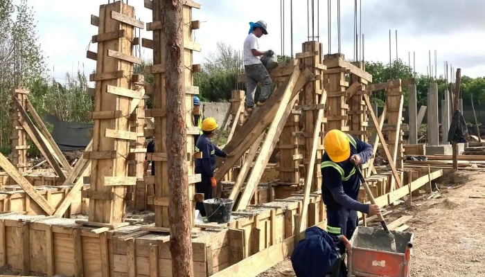 Coviac -  De Los Visitantes - Barros Blancos