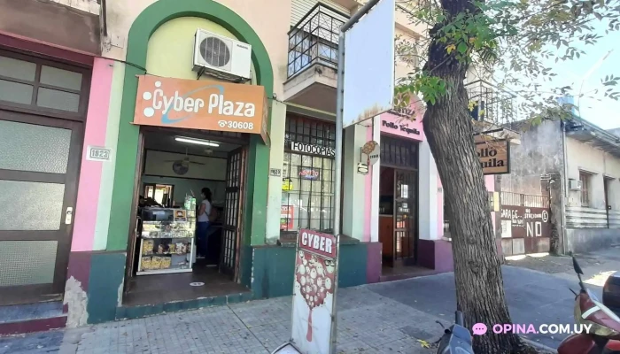 Cyber Plaza:  Exterior - Cibercafé