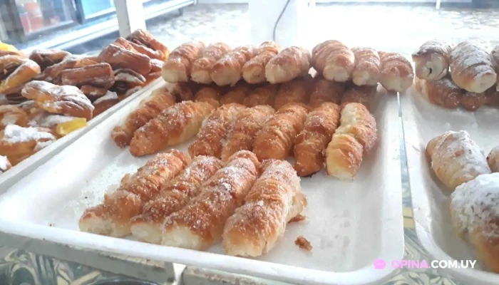 D Mas Panaderia Y Confiteria Todo - Panadería