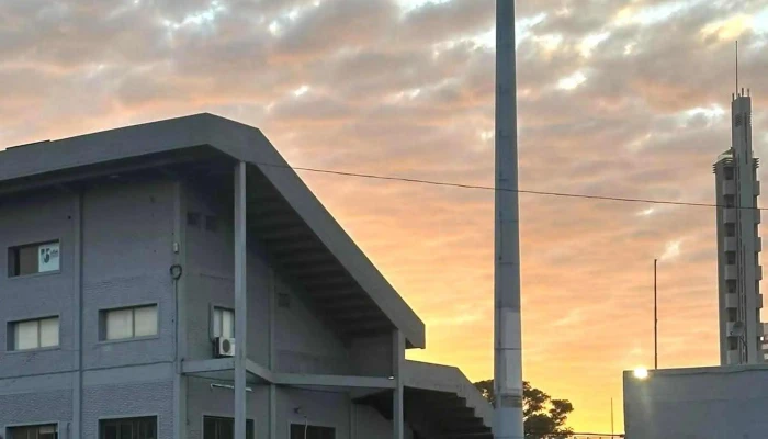 Del Toro Academia De Conducir -  Instagram - Montevideo