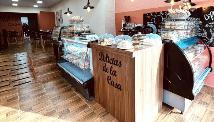 Delicias De La Casa:  Todo - Cafetería