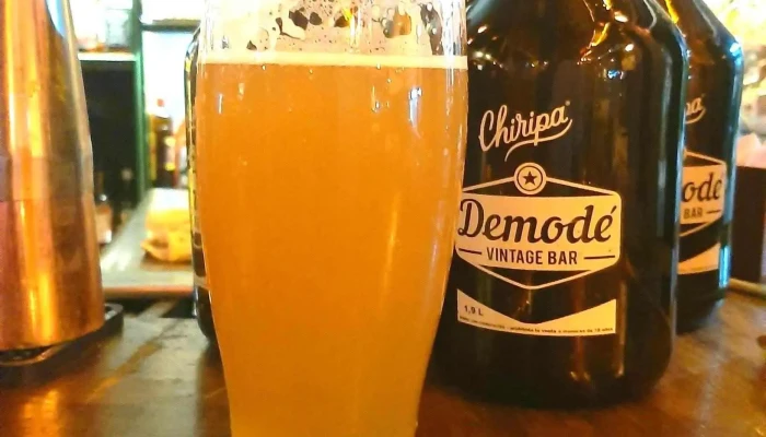 Demode Cafe Bar Cerveza - Bar