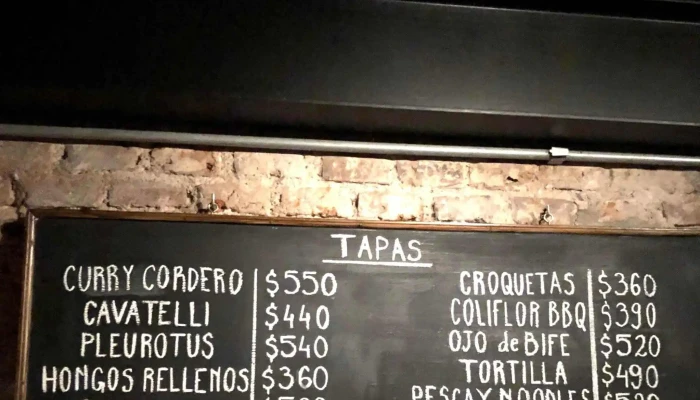 Demorondanga -  Comentario 1 - Bar de Tapas