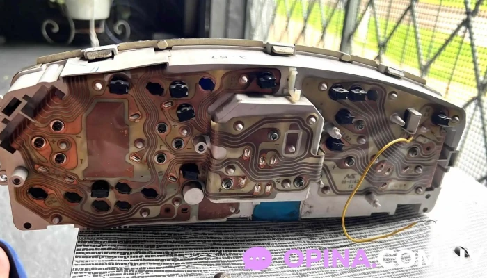 Desarmadero de repuestos de auto - Av Luis Braille