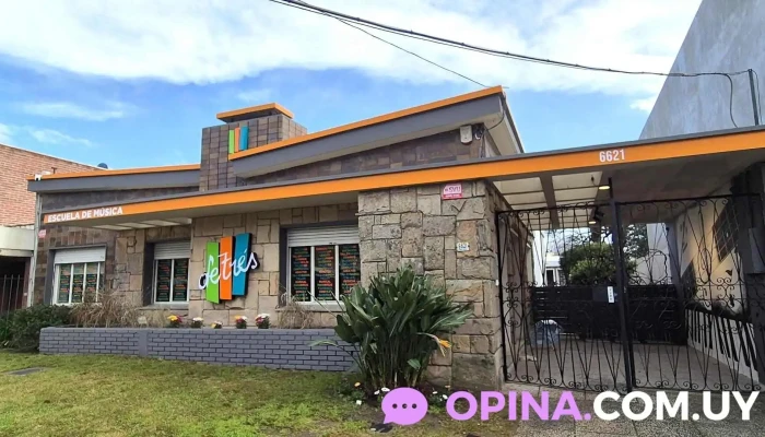 DeTrés - Escuela de Música - Montevideo