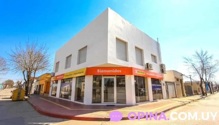 Diego Perdomo Negocios Inmobiliarios - Sucursal San José de Mayo - Departamental