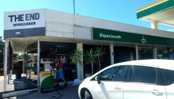 Disa:  Estacion De Servicio - Gasolinera