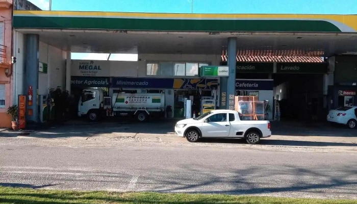 Disa:  Todo - Gasolinera