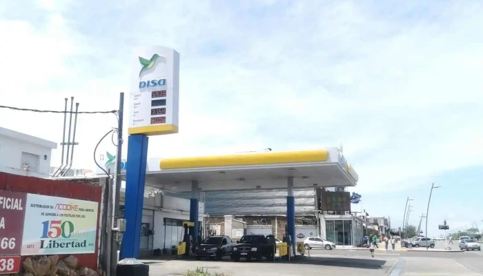 Disa:  Todo - Gasolinera