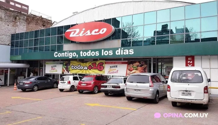 Disco Ejido:  Estacionamiento - Supermercado