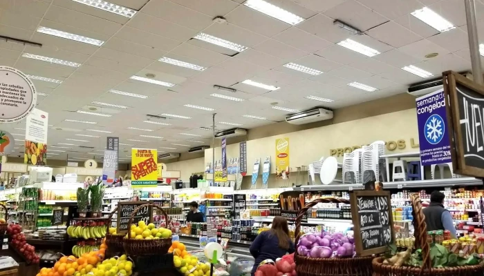 Disco Fresh Market Obligado:  Interior - Supermercado