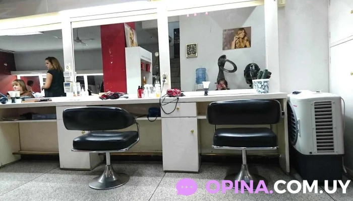 Divinas Peluquería - 11200 Montevideo