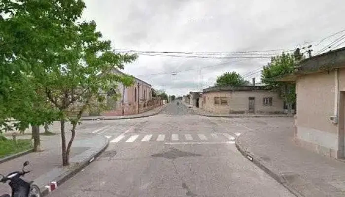 Dolores English Language Institute -  Sitio Web - Dolores