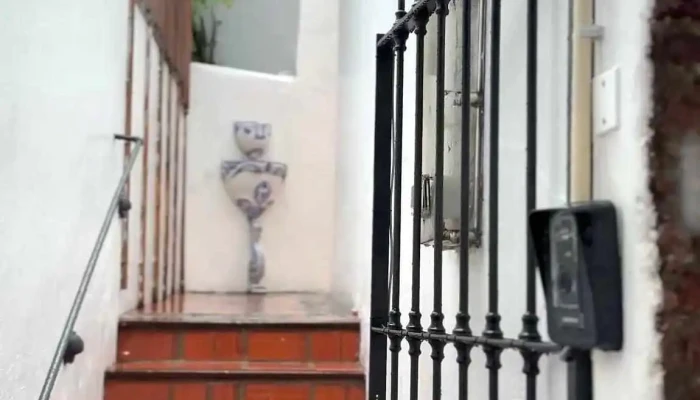 Dra. Natalia Campomar - 70000 Col. Del Sacramento